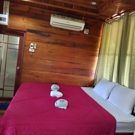 ภูริรักษ์ โฮมสเตย์ Ban Pha Saeng Lang Ngoại thất bức ảnh