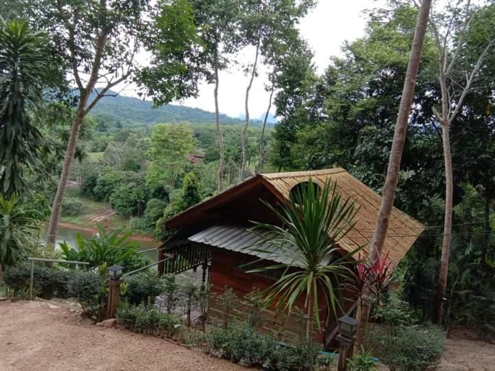 ภูริรักษ์ โฮมสเตย์ Ban Pha Saeng Lang Ngoại thất bức ảnh